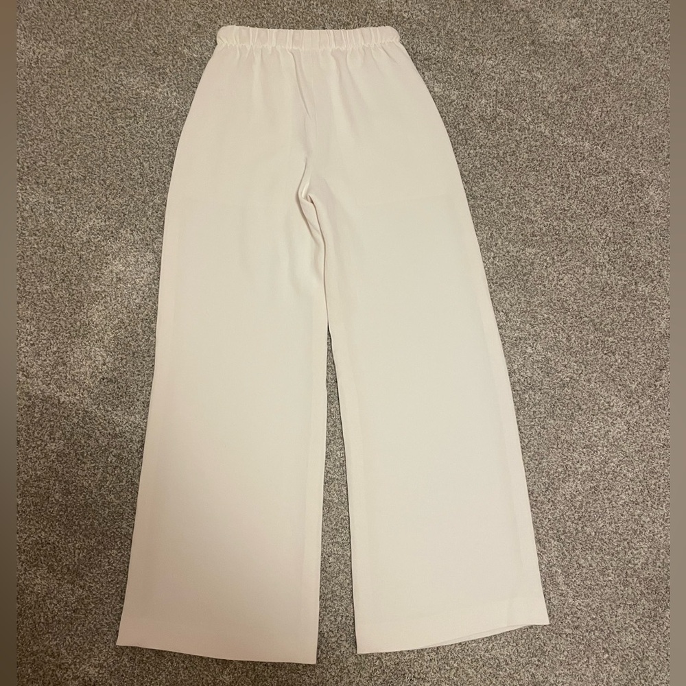 Aritzia Lodge Pants Crepette in Light Birch - Picture 4 of 5